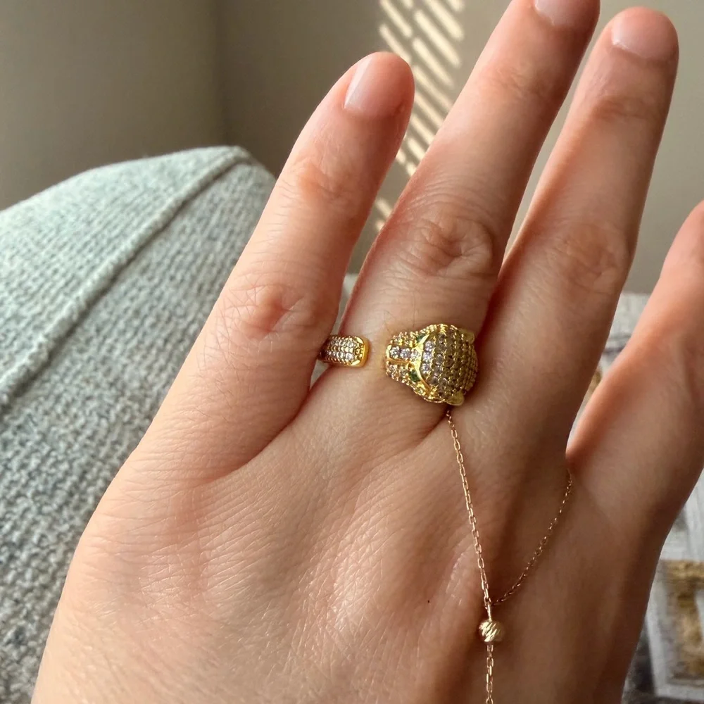 Panthere Gold Ring - Picture 4 of 7